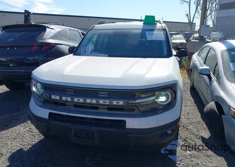 2023 Ford Bronco Sport Big Bend z USA, uszkodzony, nr VIN 3FMCR9B60PRD94307